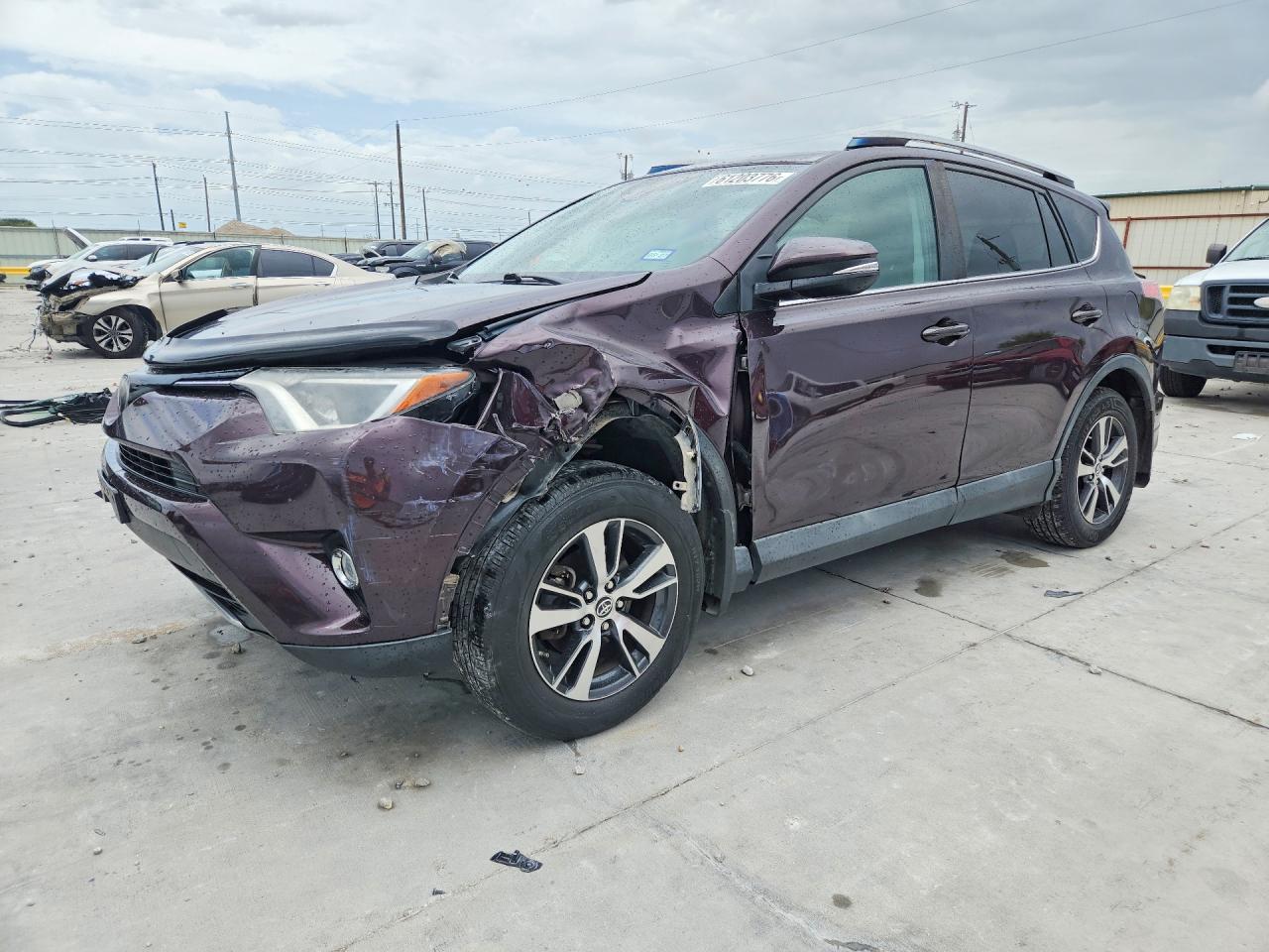 2018 TOYOTA RAV4 Adventure/XLE