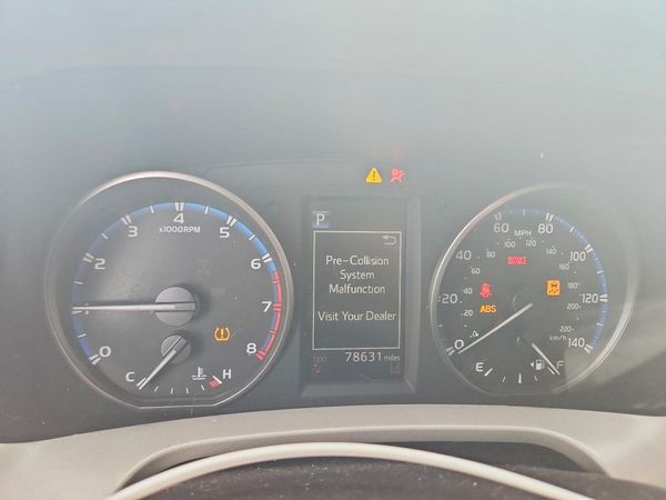 2018 TOYOTA RAV4 Adventure/XLE