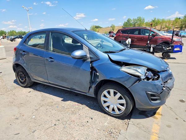 2014 MAZDA MAZDA2 Sport/GX