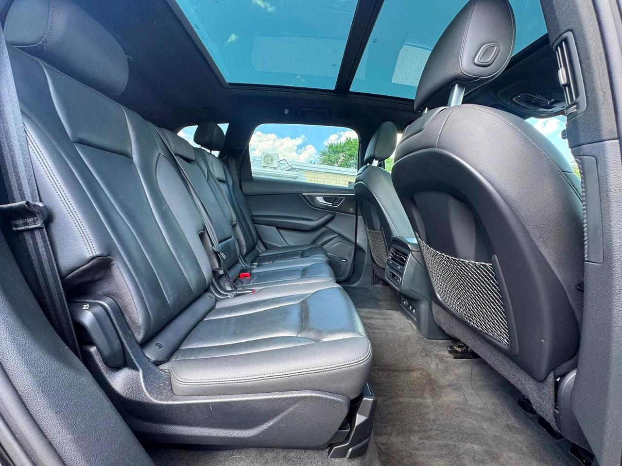 2020 AUDI Q7 quattro Premium Plus