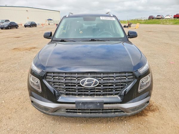2021 HYUNDAI VENUE SEL & Denim