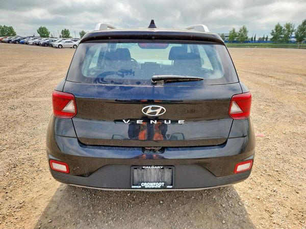 2021 HYUNDAI VENUE SEL & Denim