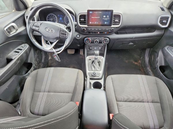 2021 HYUNDAI VENUE SEL & Denim