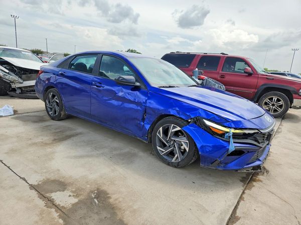 2025 HYUNDAI ELANTRA