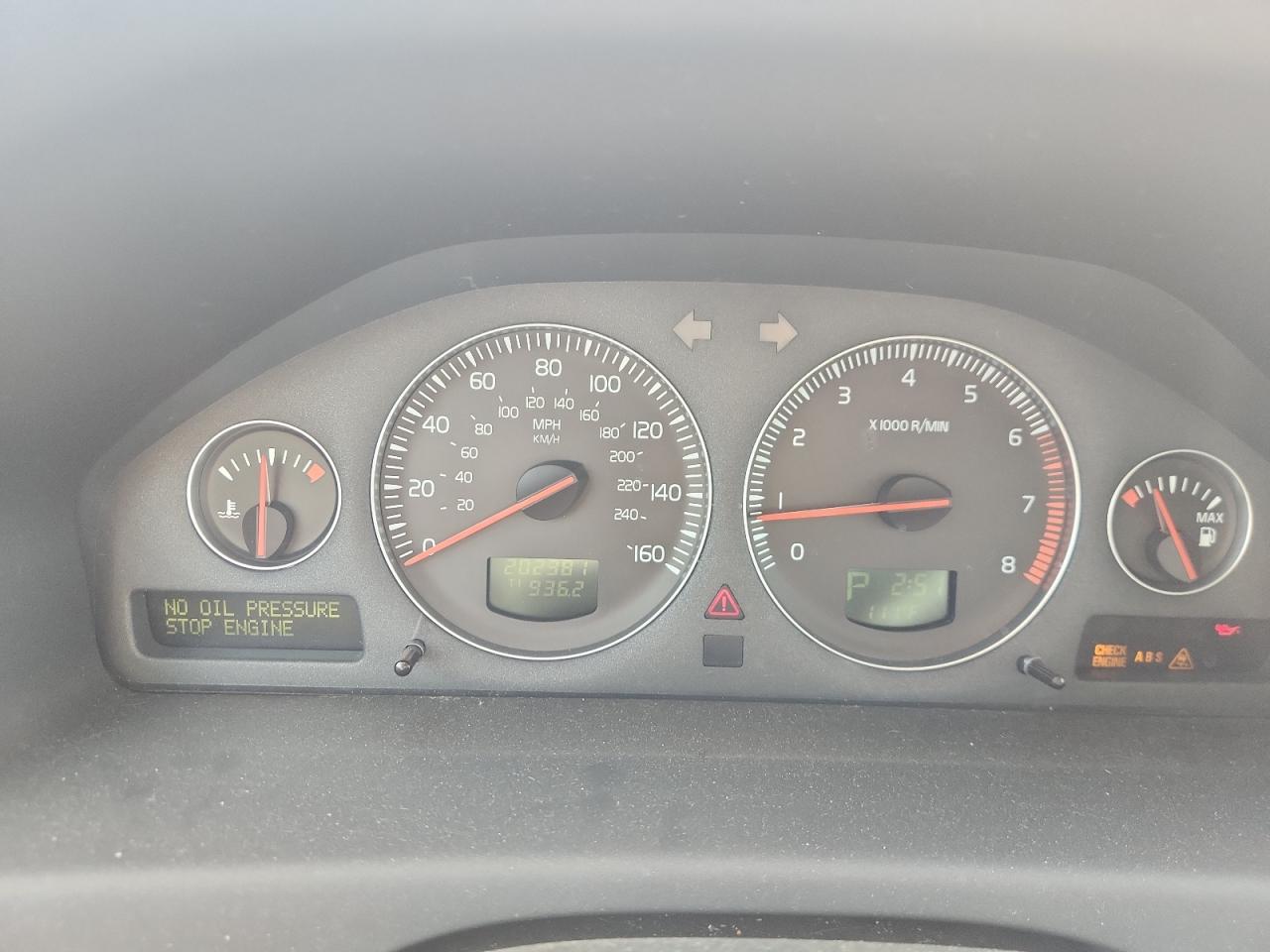 2007 VOLVO XC70