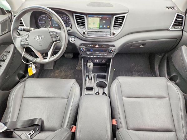 2017 HYUNDAI TUCSON