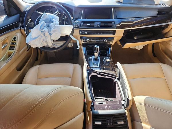 2015 BMW 528