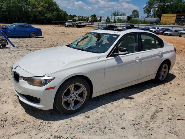 2014 BMW 320