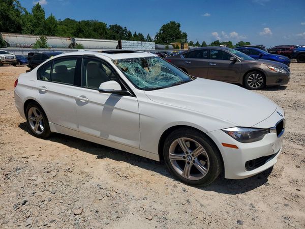 2014 BMW 320