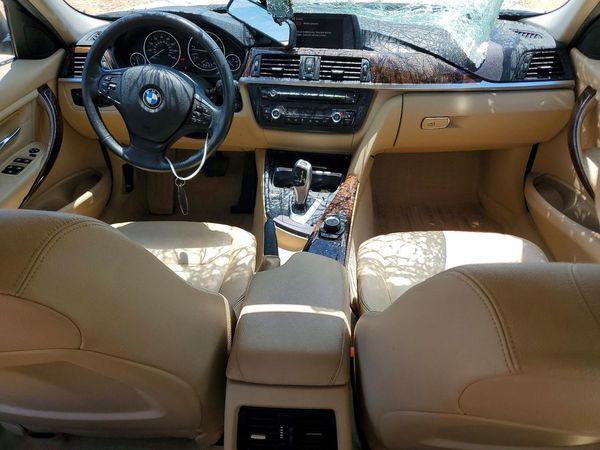 2014 BMW 320