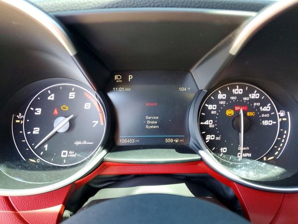2018 ALFA ROMEO GIULIA TI RWD