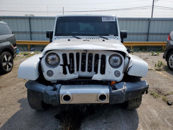 2017 JEEP WRANGLER UNLIMITED SAHARA 4X4