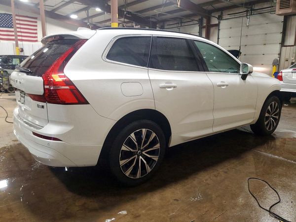 2023 VOLVO XC60