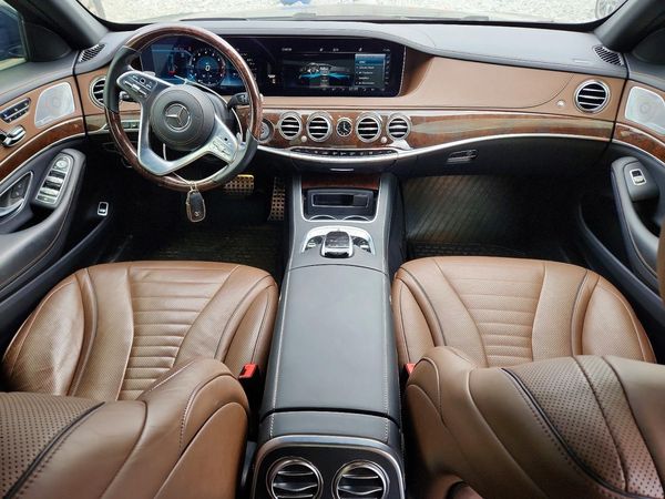 2019 MERCEDES-BENZ S S560