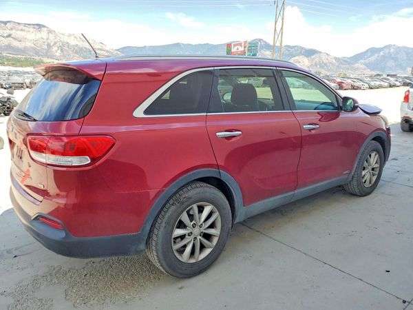 2017 KIA SORENTO L, LX