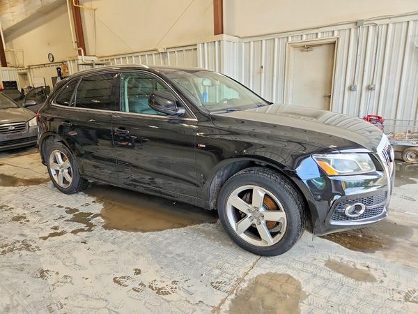 2012 AUDI Q5 Premium Plus