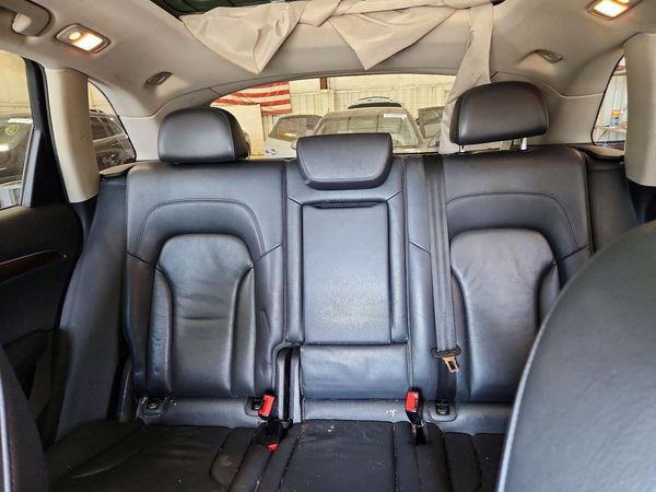 2012 AUDI Q5 Premium Plus
