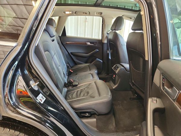 2012 AUDI Q5 Premium Plus