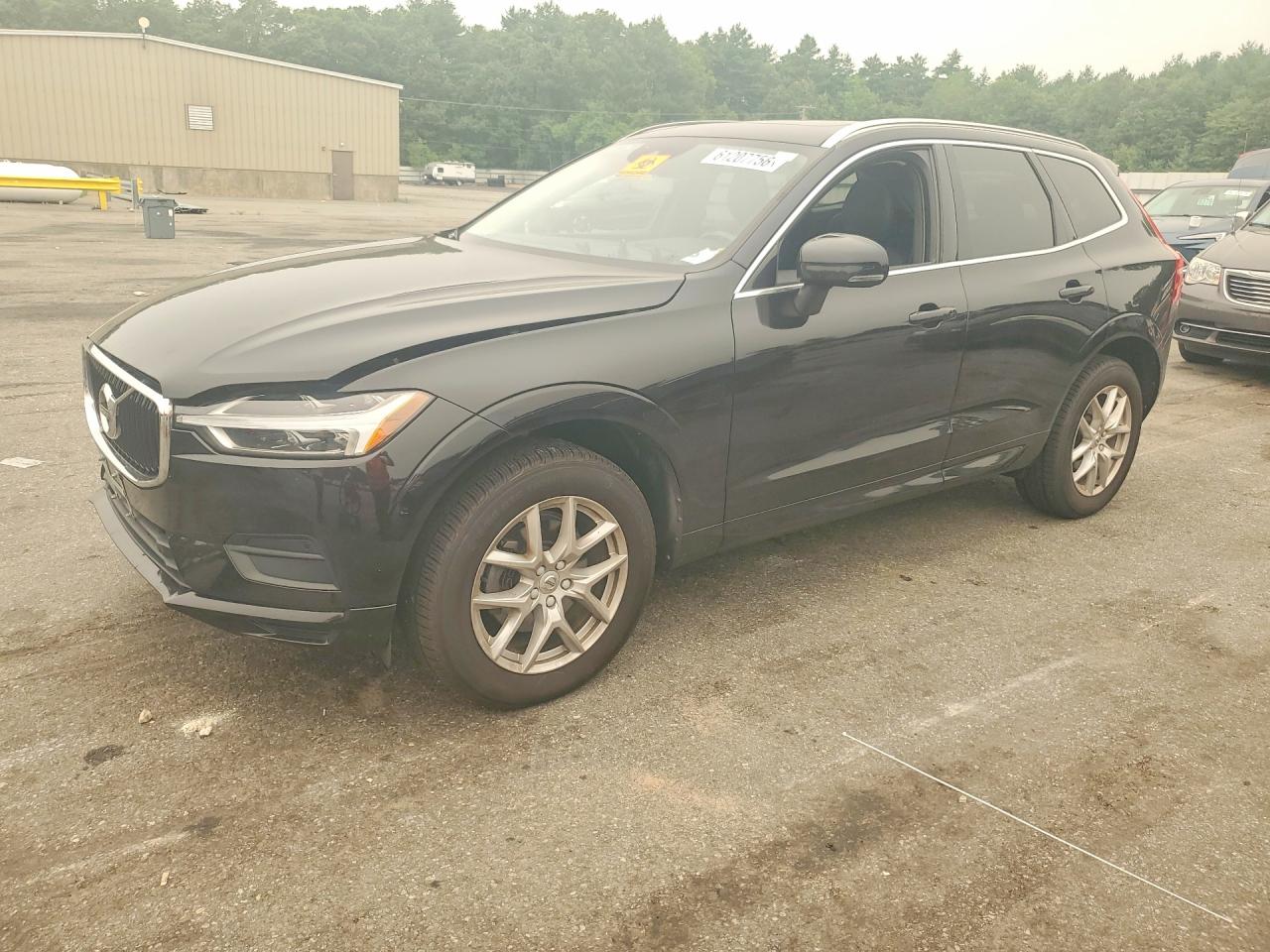 2020 VOLVO XC60 Momentum