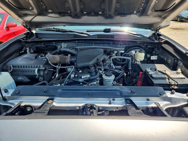 2017 TOYOTA TACOMA SR/SR5
