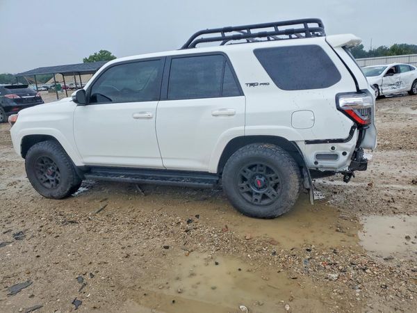 2024 TOYOTA 4RUNNER TRD Pro