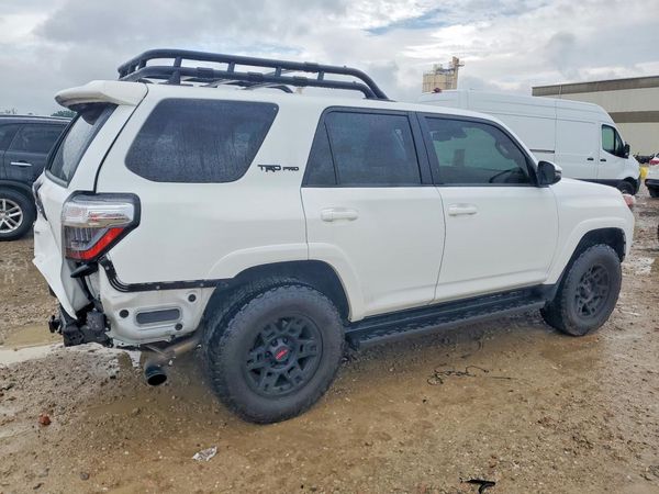 2024 TOYOTA 4RUNNER TRD Pro