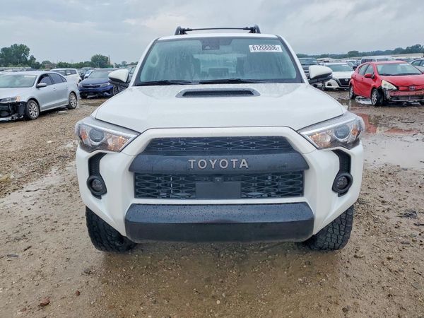 2024 TOYOTA 4RUNNER TRD Pro