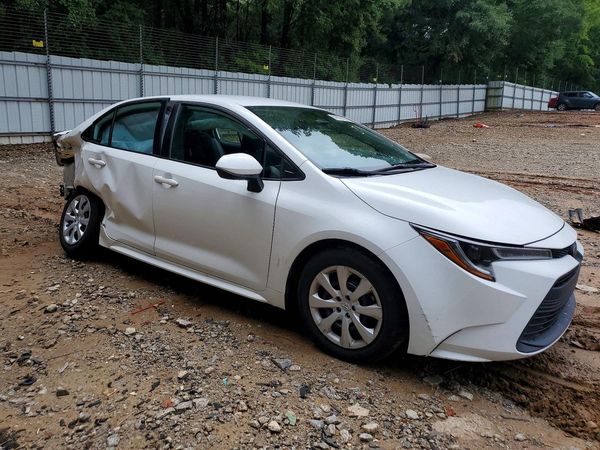 2024 TOYOTA COROLLA