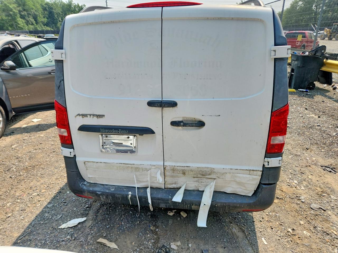 2016 MERCEDES-BENZ METRIS