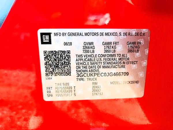 2018 CHEVROLET SILVERADO Custom — VINS