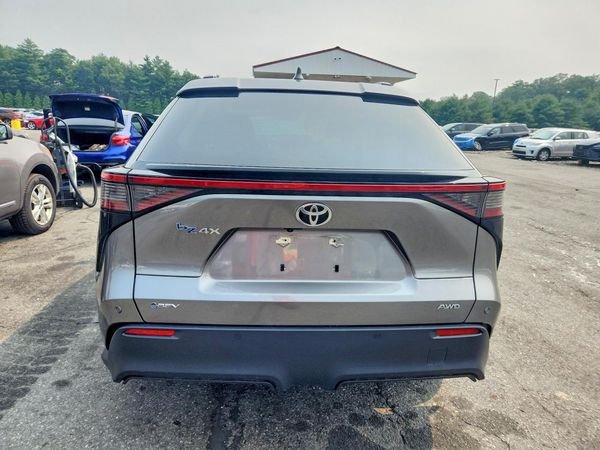 2024 TOYOTA BZ4X