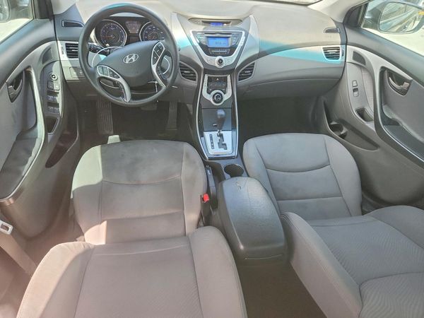 2012 HYUNDAI ELANTRA GLS(Middle grade)