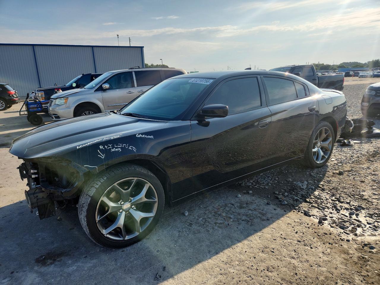 2016 DODGE CHARGER SXT