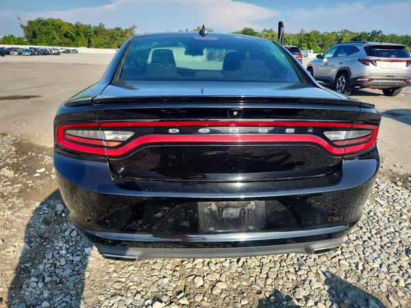 2016 DODGE CHARGER SXT