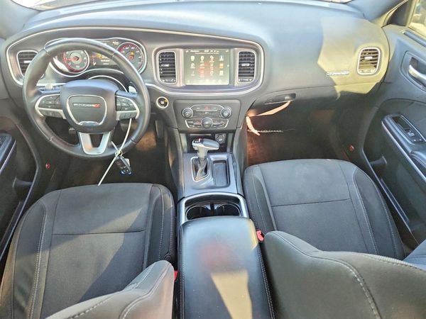 2016 DODGE CHARGER SXT
