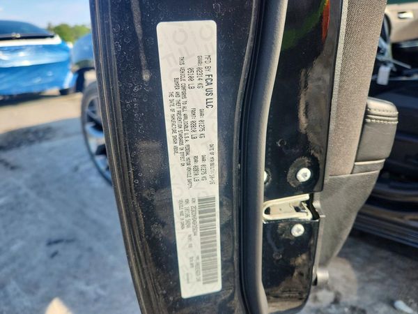 2016 DODGE CHARGER SXT