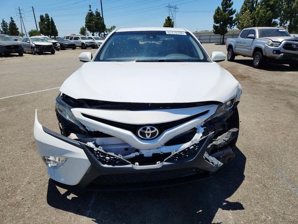 2018 TOYOTA CAMRY