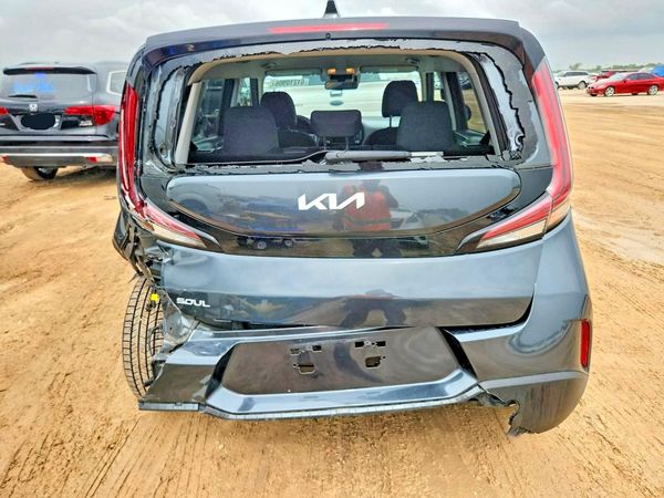 2025 KIA SOUL LX, S