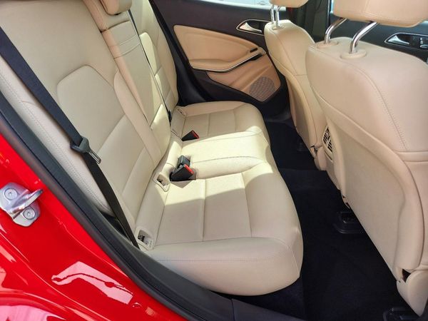 2019 MERCEDES-BENZ GLA GLA250