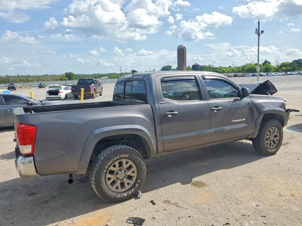 2017 TOYOTA TACOMA