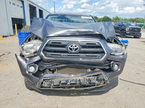 2017 TOYOTA TACOMA