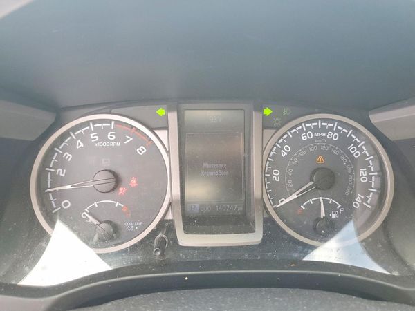 2017 TOYOTA TACOMA
