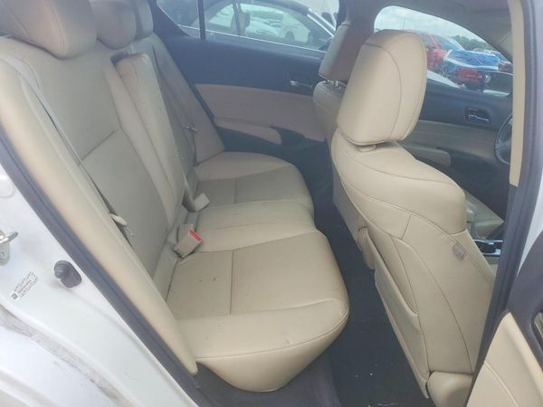 2016 ACURA ILX Base/Acura Watch Plus