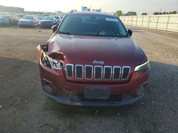 2019 JEEP CHEROKEE LATITUDE FWD