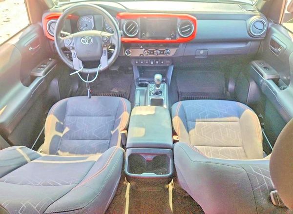 2018 TOYOTA TACOMA