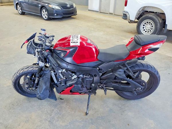 2016 SUZUKI GSXR600