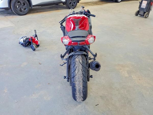2016 SUZUKI GSXR600