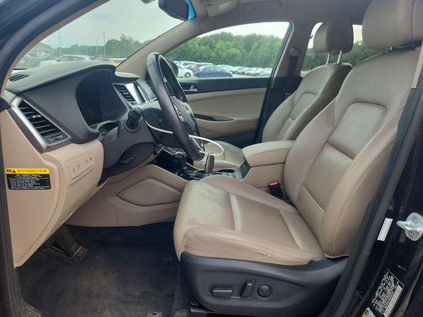 2017 HYUNDAI TUCSON