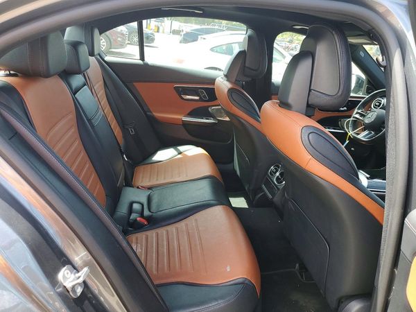 2024 MERCEDES-BENZ C C300