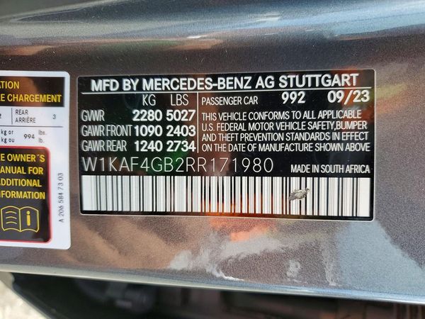 2024 MERCEDES-BENZ C C300